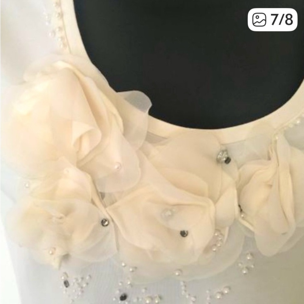 Ann Taylor Floral Embellished Scoop Neck Top - Picture 4 of 5